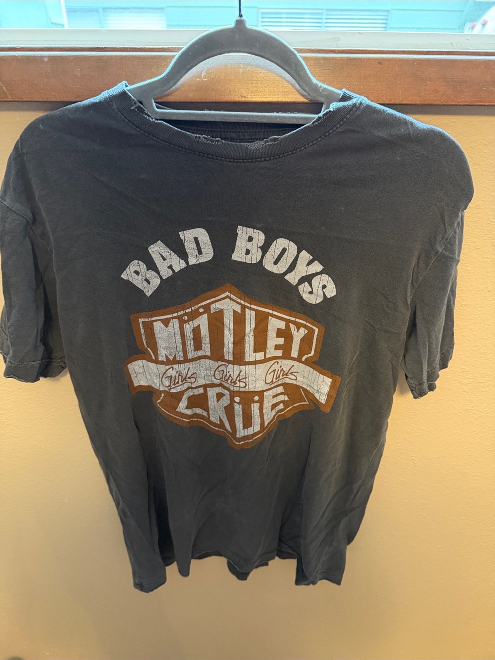 Affliction Black Motley Crue 'Bad Boys' Graphic Tee